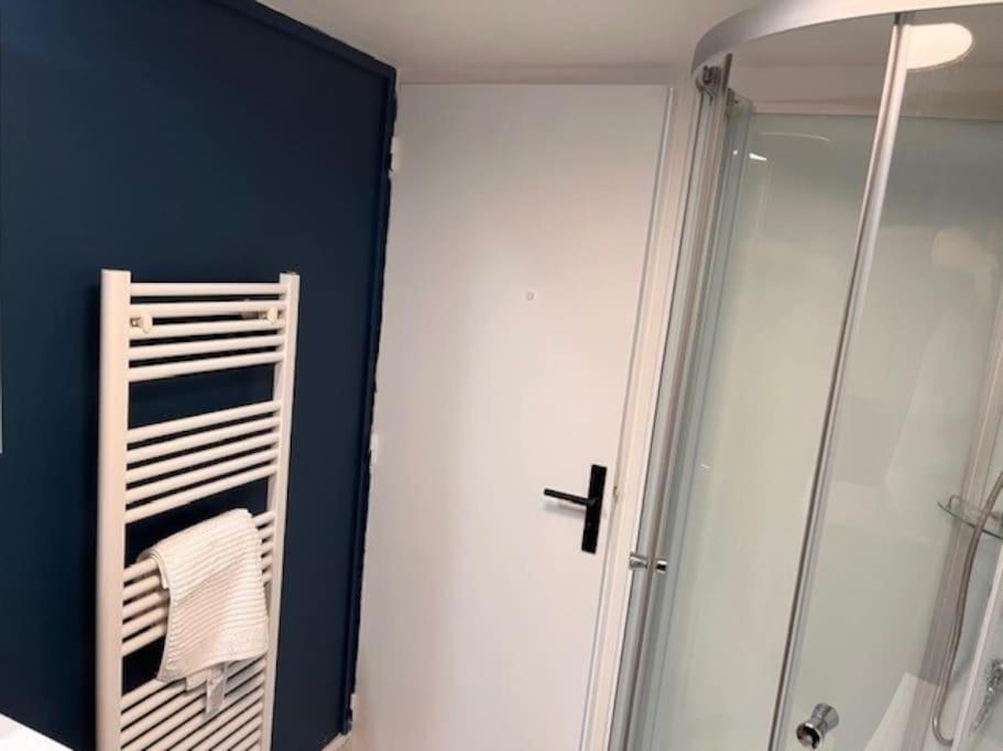 Appartement Calme Entre Ville Et Circuit ルマン エクステリア 写真